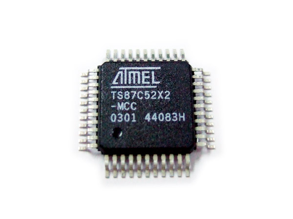 디바이스마트,반도체/전자부품 > DSP/DSC > Microchip/기타,ATMEL,TS87C52X2-MCC,제조업체: Atmel / 코어 프로세서: 8051 / 코어 크기: 8비트 / 속도: 40/20MHz / 프로그램 메모리 크기: 8KB (8Kx8) / 프로그램 메모리 유형: OTP / RAM 크기: 256x8 / 전압-공급(Vcc/Vdd): 4.5V~5.5V / 작동 온도: 0°C~70°C / 패키지/케이스: 44-QFP