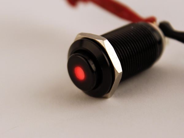 디바이스마트,스위치/부저/전기부품 > 스위치 > 푸쉬버튼 스위치 > 메탈 스위치,NW3 (New3),LED 블랙 메탈 푸쉬락 스위치 도트(빨강) 돌출형 [HX12-A4],푸쉬락(PUSH LOCK) 스위치 / 색상: RED (조광형) / 정격 전류 : 2A / 정격전압-DC : 36 VDC / 재질 : 블랙 무광 / 홀가공 : 12mm / 스위치 : 14mm / LED발광 Dot 타입 / 생활방수 / 노브 돌출 타입