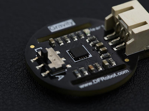 디바이스마트,MCU보드/전자키트 > 센서모듈 > 근전도/심박/바이오 > 근전도/심박,DFROBOT,아두이노용 심박 센서 Heart Rate Monitor Sensor For Arduino [SEN0203],아두이노 마이크로 컨트롤러 용으로 설계된 엄지손가락 크기 만한 심박 센서 입니다. 3.3V 에서 작동하며 라즈베리파이, 인텔 에디슨 및 Joule, Curie 와 호환 가능 합니다.