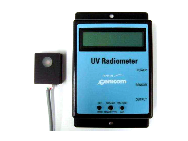 디바이스마트,계측기/측정공구 > 환경/이화학 측정장치 > UV측정,주식회사제니컴,UV Radiometer 1.0(GUVx-T1xGS-LA5),절대광량, 상대광량, 누적시간-LCD 화면에 표시