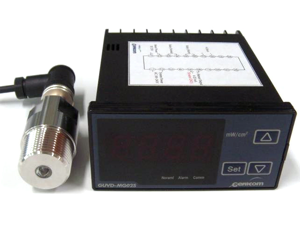 디바이스마트,계측기/측정공구 > 환경/이화학 측정장치 > UV측정,주식회사제니컴,UV Radiometer 2.0(GUVx-T1xGS2-I8LW10(VC)),절대광량 표시, 접점(알람), 4-20mA 전류 출력, 통신옵션(RS485)