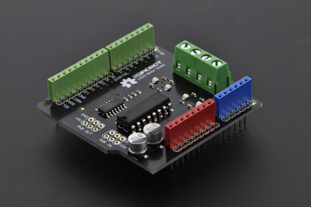 디바이스마트,오픈소스/코딩교육 > 아두이노 > 아두이노 호환쉴드,DFROBOT,2x1A DC Motor Shield for Arduino [DRI0001],L293B 칩을 이용하여 7 - 12V DC에서 최대 1A의 직류모터를 제어할 수 있습니다. 두개의 직류모터를 장착 할 수 있는 4개의 Screw 터미널 단자가 있습니다. 보드로 부터 직접 전원 공급이 가능합니다.