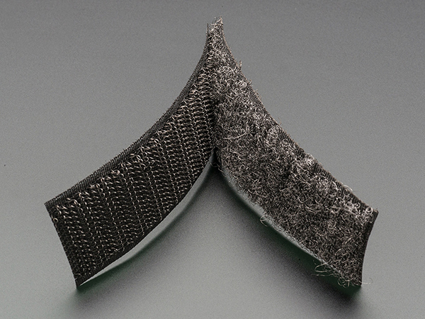 디바이스마트,MCU보드/전자키트 > 전원/신호/저장/응용 > 웨어러블 > 전도성실/직물/펜,Adafruit,Conductive Hook & Loop Tape (Velcro) - 3' long [ada-1324],전도성 벨크로 (일명 찍찍이) / 은으로 코팅되어있어 전도성이 높습니다. / 원래 정전기 방지용 옷에 유용하게 쓰이는 물질이나, 웨어러블 어플리케이션에도 아주 잘 맞습니다. / 약 3인치 길이