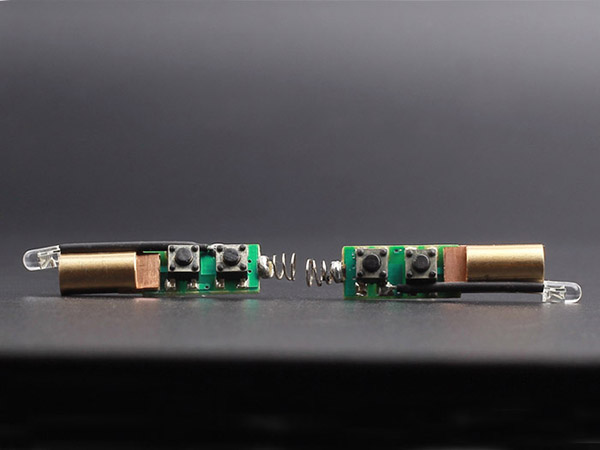 디바이스마트,LED/LCD > LED 관련 상품 > 레이저 모듈,Seeedstudio,LED 장착 레이저 모듈 [114990184],LED&Laser module / 개당 가격입니다. (재고소진시 납기 2주)