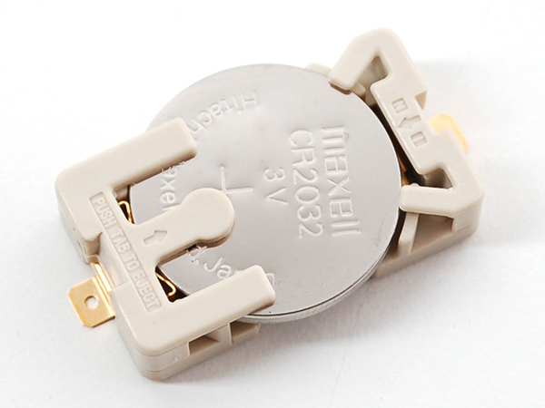 디바이스마트,MCU보드/전자키트 > 전원/신호/저장/응용 > 웨어러블 > 기타 부품,Adafruit,Sewable CR2032 Battery Holder [ada-653],웨어러블 프로젝트에 필요한 배터리홀더 / Lithium CR2032용 - 3V at about 200+ mAh / 전도성 실로 바느질 하셔서 쓰는 데 알맞습니다.