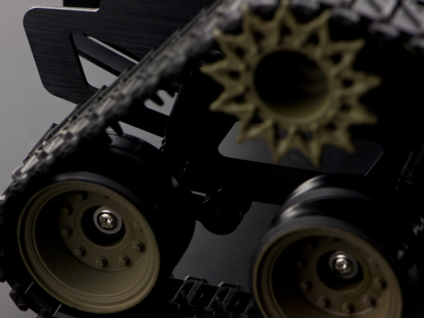 디바이스마트,기계/제어/로봇/모터 > 전문분야 로봇 > 모바일 플랫폼,DFROBOT,Tank Mobile Platform [ROB0112],아두 이노, 라즈베리 파이와 같은 인기있는 컨트롤러와 완벽하게 호환됩니다.