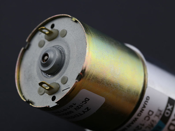 디바이스마트,기계/제어/로봇/모터 > 모터류 > DC기어드모터 > 유성기어,DFROBOT,금속 DC 기어 모터 - 12V 100RPM 42kg.cm [FIT0492-B],정격 전압: 12V,  •무부하 속도: 12v @ 100 RPM, 정격 속도: 12v @ 93 RPM, 무부하 전류: 0.17A, 전력: 5W , 100% 구리 코일