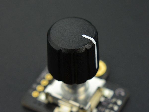 디바이스마트,MCU보드/전자키트 > 버튼/스위치/제어/RTC > RTC/타이머,DFROBOT,EC11 로타리 엔코더 모듈 [SEN0235],EC11 모듈에는 3개의 신호용 단자가 있습니다. A/B는 엔코더 출력, C는 버튼 신호 출력용 입니다. 음량 조절 및 밝기 조절과 같은 용도에 적합한 상품입니다.