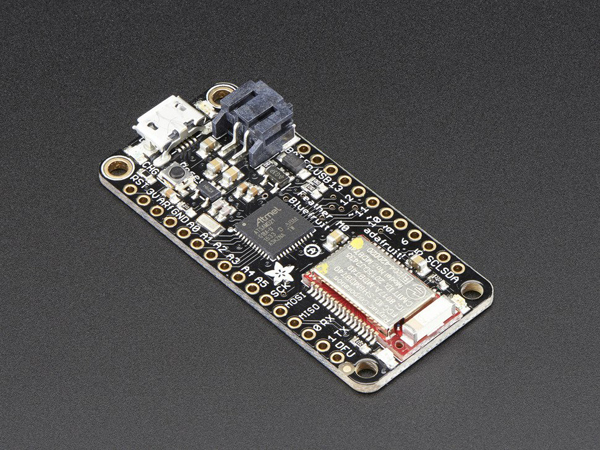 Adafruit Feather M0 Bluefruit LE [ada-2995]