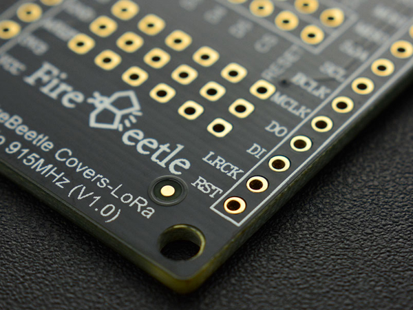 디바이스마트,MCU보드/전자키트 > 통신/네트워크 > RF/LoRa,DFROBOT,로라 확장보드 FireBeetle Covers-LoRa Radio 915MHz [TEL0122],LoRa 915MHz 무선 전송 모듈은 아두이노와 호환되는 고성능 칩 SX127x LoRa 915MHz 및 내장 PA (전력 증폭기) 게인을 채택합니다. 원격 홈 자동화 탐지, 상태 모니터링 및 웨어러블 장치 등에 널리 사용될 수 있습니다.