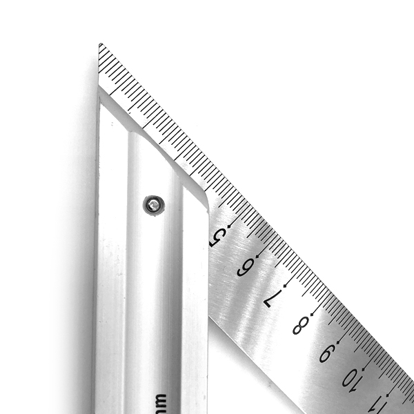 디바이스마트,사무/생활/서적 > 사무용품/오피스 > 일반사무용품 > 칼/가위/자,TNI-U,스테인레스 삼각자 TU-987-180mm,재질: stainless steel / 사이즈 : 180mm / 양면 측정 가능 / 각도 45도,90도 쉽게 변형되지 않는 스테인레스 재질/ 손잡이는 가볍고 튼튼한 알루미늄 재질/  목공,제도 등 다양한 용도로 사용가능 / DIY를 위한 필수품
