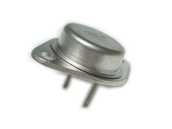 디바이스마트,반도체/전자부품 > 파워관리 IC(PMIC) > 컨버터/스위치 > DC-DC 스위칭 컨트롤러,Any Vendor,LM338K(Metal Can Package),5-Amp Adjustable Regulators