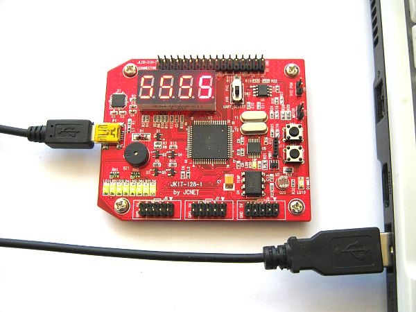 디바이스마트,MCU보드/전자키트 > 프로세서/개발보드 > AVR > ATMEGA128,제이씨넷,Atmega128 AVR 개발/실습키트 JKIT-128-1,JKIT-128-1은 atmega128 MCU를 비롯하여 LED, FND, 스위치, 부저, 온도센서, 광감지센서, 모터제어 드라이버 등의 부품을 실장하여, 다양한 기능을 시험해 볼 수 있는 개발/실습 키트입니다