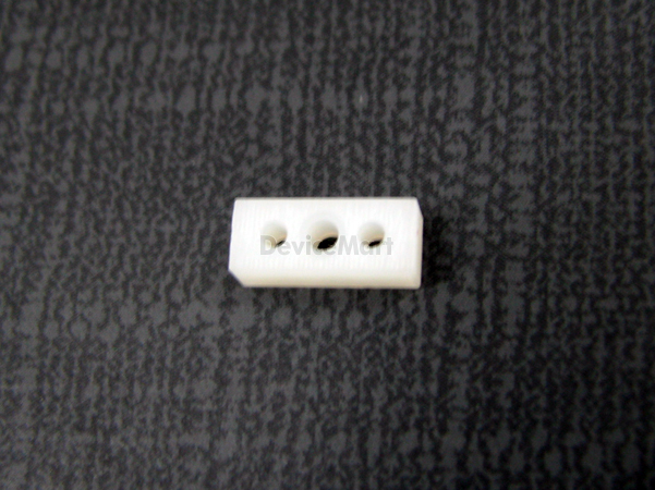 디바이스마트,반도체/전자부품 > 트랜지스터/FET > TR용 악세사리,TAIWAN-KY,TO-220 TR 하우징 NTR3-3S,가로 9.8mm 세로 3mm 나일론 재질의 PARTS 하우징입니다