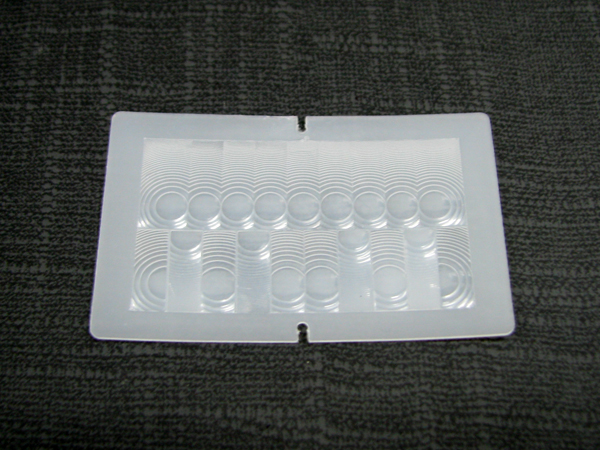 디바이스마트,센서 > 모션/가속도/자이로센서 > 모션센서 악세사리,NTS,인체감지센서용 캡 NT7001D,인체감지센서용 플라스틱 캡 평면타입, 직접 휘어 각도를 만들어 사용하시는 것으로, 경보기 등에 많이 사용됩니다. FOCUS = 23 m/m , ANGLE = 110º , LENGTH = 12M, SIZE = 57*38*0.6mm, 오차율:±10%