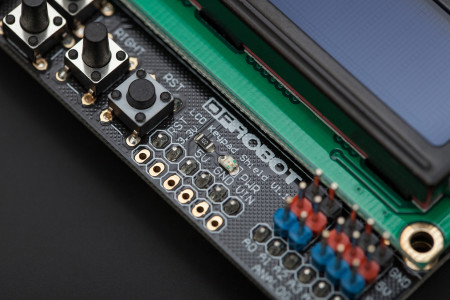 디바이스마트,오픈소스/코딩교육 > 아두이노 > 아두이노 호환쉴드,DFROBOT,아두이노 1602 LCD 키패드 실드 [DFR0009],LCD Keypad Shield 보드는 2*16 액정을 사용하며 LCD밝기 조절 저항이 내장되어 있습니다. 시뮬레이션 포트로 5개 버튼과 하나의 리셋 버튼을 사용할 수  있습니다. / Gravity: 1602 LCD Keypad Shield For Arduino