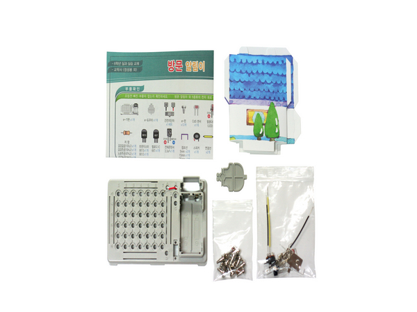 디바이스마트,기계/제어/로봇/모터 > 교육/취미로봇 > 교육용로봇 키트 > 초급 로봇키트,로보트론,방문 알리미,트랜지스터의 스위치 기능을 이용하여 단선시 LED를 ON시키는 전자회로입니다. 실과실습용으로 이미 많은 초등학교에서 채택하여 사용하며, 납땜이 필요없는 키트입니다.