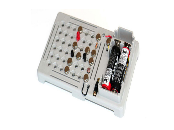 디바이스마트,기계/제어/로봇/모터 > 교육/취미로봇 > 교육용로봇 키트 > 초급 로봇키트,로보트론,해지면 빛나리,주변의 광량에 따라 저항값이 변하는 성질을 가진 cds센서를 이용하여 LED를 ON/OFF 시키는 전자회로입니다. 실과실습용으로 이미 많은 초등학교에서 채택하여 사용하며, 납땜이 필요없는 키트입니다.