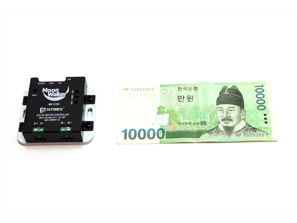 디바이스마트,,MoonWalker,MW-MDC24D100S-v2,1채널 DC 모터 드라이버 / 8~30V 입력전압 / 3A 최대 전류 / 전압/속도/위치 제어 / Serial(RS232/CAN) 통신 / 스크립트(Script) 언어 지원 / Motor Control UI 프로그램 지원 / 과전압 / 과전류 등에 대한 보호 기능 탑재