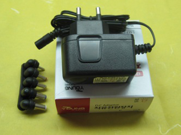 디바이스마트,케이블/전선 > PC/네트워크/통신 케이블 > 전원/파워 케이블,태영전자,벽걸이형 아답터 TY-02013 (5V 2A),입력전압   : AC 100V~245V  출력전압   : DC 5V - 2A (2000mA)   제품크기   : W 32 / H 72 / D 42  m/m (PLUG 제외), DC JACK 종류는 총 5가지로 다양하게 사용이 가능.