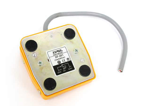 디바이스마트,스위치/부저/전기부품 > 스위치 > 발판 스위치,XURUI,발판스위치 XF-201 (노랑색),스틸 풋스위치,공작기계,용접기계,의료기기에 적합,10A/250V , 선 길이 25cm