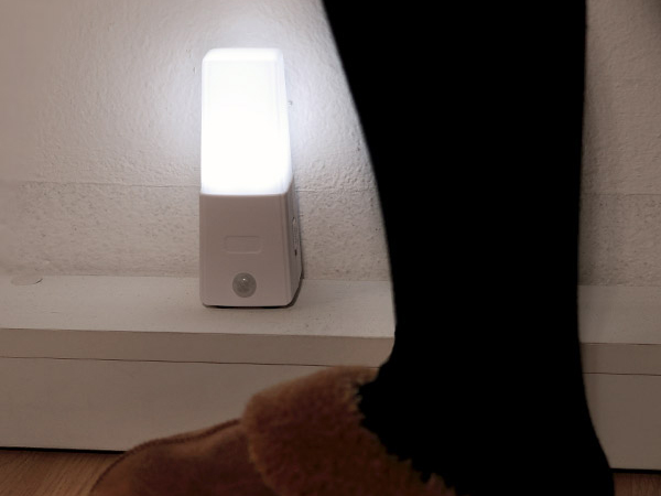 디바이스마트,,Coms,램프(센서 감지형) 3LED [NO226],3LED 스탠드 타입, 수동/자동 점등 선택스위치(AAA*3)