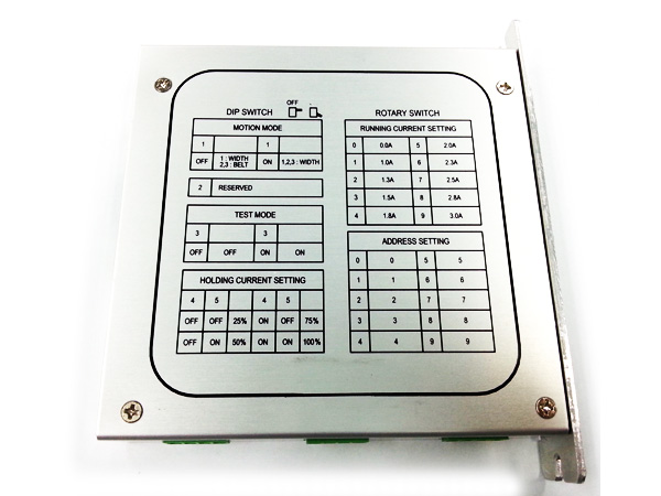 디바이스마트,기계/제어/로봇/모터 > 모터드라이버 > 스텝모터 드라이버 > 바이폴라 스텝모터 드라이버,모션뱅크,스텝모터드라이버 MBCD-33A,바이폴라용 모터드라이버 / 컨트롤러와 모터 드라이버가 일체형이라 제어가 간단 2, 3축 스텝 모터를 동시 또는 개별 제어 가능 / 입력 전압 : 12~24V / 전류 : MAX 9A / 일체형 제품으로 소형