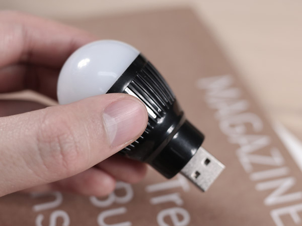 디바이스마트,사무/생활/서적 > 차량/생활/IOT > IOT/생활/취미,Coms,전구형 USB 램프(short type) Black [ITA813],USB 연장 케이블, USB 전원 아답터 또는 PC에 연결하여 무드등, 보조등 으로 사용 가능