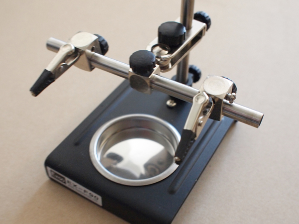 디바이스마트,수공구/전자공구/전동공구 > 전자공구 > 광학기기 > 확대경,EXSO,납땜 보조 확대경 [EX-F90],렌즈크기 : 90mm (3.5inch) 배율 : 2 배율 렌즈