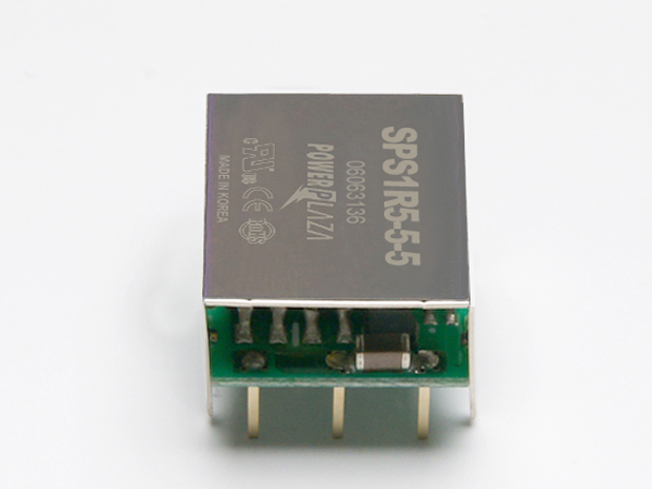 디바이스마트,전원/파워/배터리 > DC-DC 컨버터 모듈 > 정전압 모듈(실장, 절연 스위칭),Power Plaza,SPS1R5-5-5,실장형 / 고정출력전압 / 1chch 출력 / 정전압 1.5W 절연 스위칭 컨버터 / 입력전압 : 4.5V~9V / 출력전압 : 5V / 출력전류 : 300mA / 변환효율 : 최대 0% / 절연전압 : 500V / 입력단자 : 스루홀 핀 / 출력단자 : 스루홀 핀 / 패키지 : PCB