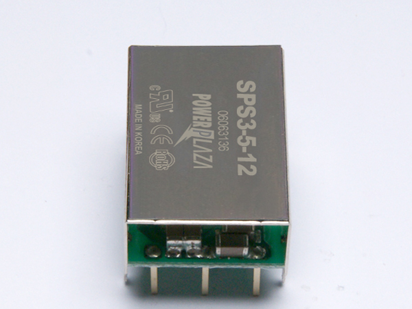 디바이스마트,전원/파워/배터리 > DC-DC 컨버터 모듈 > 승압형 모듈(실장, 절연 스위칭),Power Plaza,SPS3-5-12,실장형 / 고정출력전압 / 1chch 출력 / 승압형 3W 절연 스위칭 컨버터 / 입력전압 : 4.5V~9V / 출력전압 : 12V / 출력전류 : 350mA / 변환효율 : 최대 80% / 절연전압 : 500V / 입력단자 : 스루홀 핀 / 출력단자 : 스루홀 핀 / 패키지 : PCB