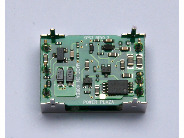 디바이스마트,전원/파워/배터리 > DC-DC 컨버터 모듈 > 강하형 모듈(실장) > 절연 스위칭 모듈,Power Plaza,SPS3-24-15,실장형 / 고정출력전압 / 1chch 출력 / 강하형 3W 절연 스위칭 컨버터 / 입력전압 : 18V~36V / 출력전압 : 15V / 출력전류 : 200mA / 변환효율 : 최대 82% / 절연전압 : 500V / 입력단자 : 스루홀 핀 / 출력단자 : 스루홀 핀 / 패키지 : PCB