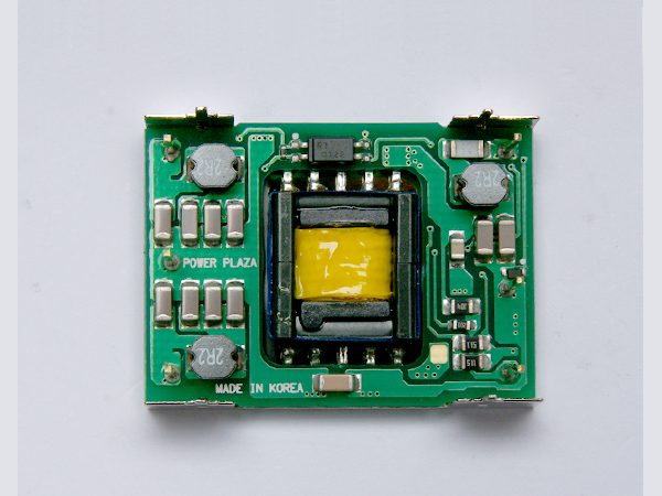 디바이스마트,전원/파워/배터리 > DC-DC 컨버터 모듈 > 정전압 모듈(실장, 절연 스위칭),Power Plaza,SPD10-12-1212,실장형 / 고정출력전압 / 2chch 출력 / 정전압 10W 절연 스위칭 컨버터 / 전압반전출력 / 입력전압 : 9V~8V / 출력전압 : 12V / 반전출력 : -12V / 출력전류 : 400mA / 변환효율 : 최대 86% / 절연전압 : 500V / 입력단자 : 스루홀 핀 / 출력단자 : 스루홀 핀 / 패키지 : PCB