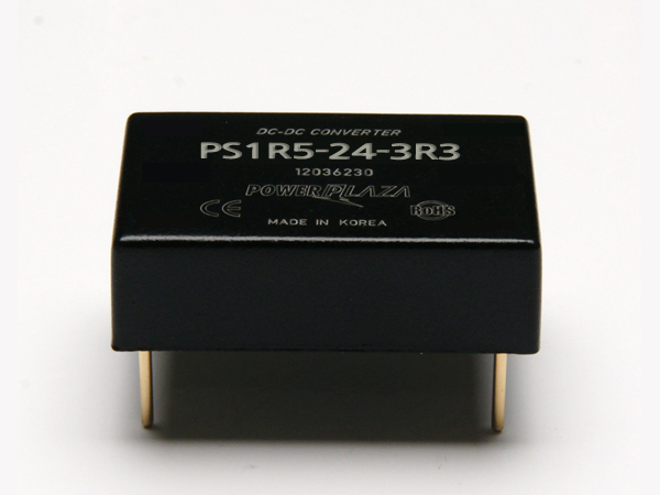 디바이스마트,전원/파워/배터리 > DC-DC 컨버터 모듈 > 강하형 모듈(실장) > 절연 스위칭 모듈,Power Plaza,PS1R5-24-3R3,실장형 / 고정출력전압 / 1chch 출력 / 강하형 1.5W 절연 스위칭 컨버터 / 입력전압 : 18V~32V / 출력전압 : 3.3V / 출력전류 : 300mA / 변환효율 : 최대 70% / 절연전압 : 500V / 스위칭 주파수 : 300kHz / 입력단자 : 스루홀 핀 / 출력단자 : 스루홀 핀 / 패키지 : 밀폐형 모듈