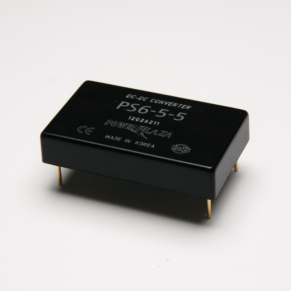 디바이스마트,전원/파워/배터리 > DC-DC 컨버터 모듈 > 정전압 모듈(실장, 절연 스위칭),Power Plaza,PS6-5-5,실장형 / 고정출력전압 / 1chch 출력 / 정전압 6W 절연 스위칭 컨버터 / 입력전압 : 4.5V~7.2V / 출력전압 : 5V / 출력전류 : 1A / 변환효율 : 최대 70% / 절연전압 : 500V / 스위칭 주파수 : 300kHz / 입력단자 : 스루홀 핀 / 출력단자 : 스루홀 핀 / 패키지 : 밀폐형 모듈