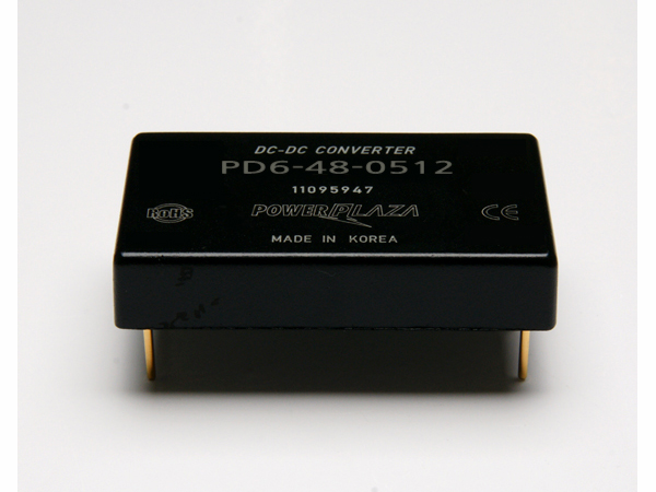 디바이스마트,전원/파워/배터리 > DC-DC 컨버터 모듈 > 강하형 모듈(실장) > 절연 스위칭 모듈,Power Plaza,PD6-48-0512,실장형 / 고정출력전압 / 2chch 출력 / 강하형 6W 절연 스위칭 컨버터 / 입력전압 : 32V~63V / 출력전압 : 5V, 12V / 출력전류 : 100mA / 변환효율 : 최대 74% / 절연전압 : 500V / 스위칭 주파수 : 300kHz / 입력단자 : 스루홀 핀 / 출력단자 : 스루홀 핀 / 패키지 : 밀폐형 모듈