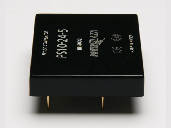 디바이스마트,전원/파워/배터리 > DC-DC 컨버터 모듈 > 강하형 모듈(실장) > 절연 스위칭 모듈,Power Plaza,PS10-24-5,실장형 / 고정출력전압 / 1chch 출력 / 강하형 10W 절연 스위칭 컨버터 / 입력전압 : 18V~32V / 출력전압 : 5V / 출력전류 : 2A / 변환효율 : 최대 82% / 절연전압 : 500V / 스위칭 주파수 : 300kHz / 입력단자 : 스루홀 핀 / 출력단자 : 스루홀 핀 / 패키지 : 밀폐형 모듈