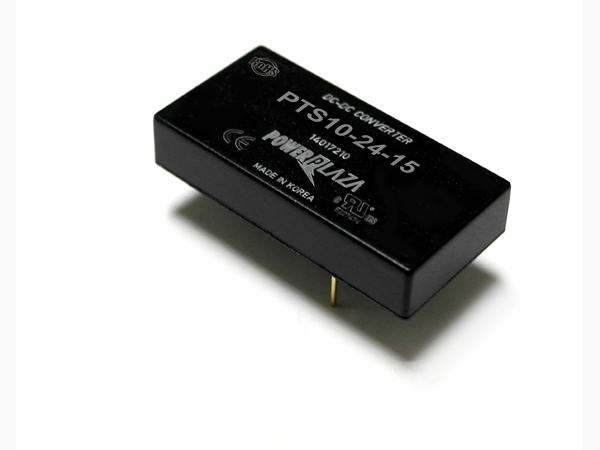 디바이스마트,전원/파워/배터리 > DC-DC 컨버터 모듈 > 승압형 모듈(실장, 절연 스위칭),Power Plaza,PTS10-24-15,실장형 / 고정출력전압 / 1chch 출력 / 승압형 10W 절연 스위칭 컨버터 / 입력전압 : 10V~36V / 출력전압 : 15V / 출력전류 : 700mA / 변환효율 : 최대 84% / 절연전압 : 500V / 스위칭 주파수 : 300kHz / 입력단자 : 스루홀 핀 / 출력단자 : 스루홀 핀 / 패키지 : 밀폐형 모듈