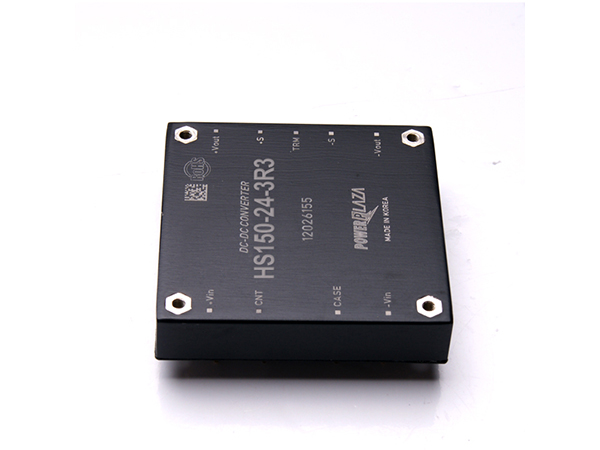 디바이스마트,전원/파워/배터리 > DC-DC 컨버터 모듈 > 강하형 모듈(실장) > 절연 스위칭 모듈,Power Plaza,HS150-24-5,실장형 / 고정출력전압 / 1ch 출력 / 강하형 150W 절연 스위칭 컨버터 / 입력전압 : 18V~36V / 출력전압 : 5V / 출력전류 : 30A / 변환효율 : 최대 90% / 절연전압 : 1500V / 스위칭 주파수 : 380kHz / 입력단자 : 스루홀 핀 / 출력단자 : 스루홀 핀 / 패키지 : 밀폐형 모듈