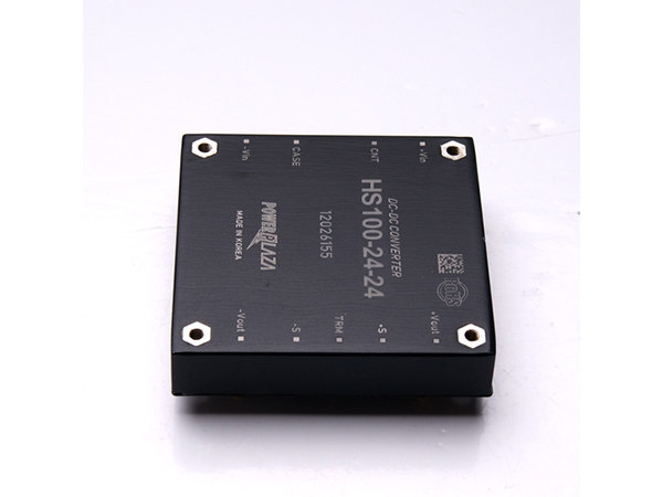 디바이스마트,전원/파워/배터리 > DC-DC 컨버터 모듈 > 정전압 모듈(실장, 절연 스위칭),Power Plaza,HS100-24-24,실장형 / 고정출력전압 / 1ch 출력 / 정전압 100W 절연 스위칭 컨버터 / 입력전압 : 18V~36V / 출력전압 : 24V / 출력전류 : 4.2A / 변환효율 : 최대 89% / 절연전압 : 1500V / 스위칭 주파수 : 380kHz / 입력단자 : 스루홀 핀 / 출력단자 : 스루홀 핀 / 패키지 : 밀폐형 모듈