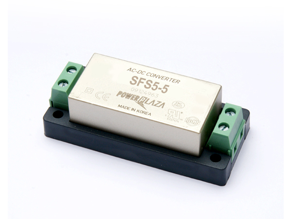 디바이스마트,전원/파워/배터리 > SMPS > Enclosure 타입 > 1채널 (Single),Power Plaza,SFS5-5C,Enclosure 타입 1채널 5W SMPS / 출력전압 : 5V / 출력전류 : 1A / 입력전압 : AC 85~264V / 변환효율 : 75% / Power Plaza