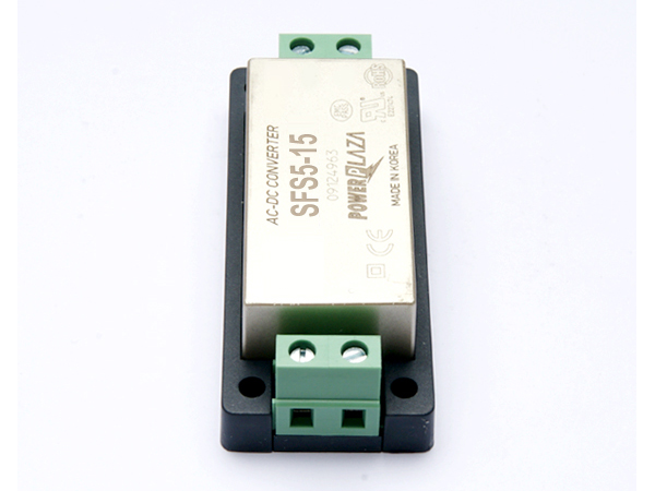 디바이스마트,전원/파워/배터리 > SMPS > Enclosure 타입 > 1채널 (Single),Power Plaza,SFS5-15C,Enclosure 타입 1채널 5W SMPS / 출력전압 : 15V / 출력전류 : 330mA / 입력전압 : AC 85~264V / 변환효율 : 77% / Power Plaza