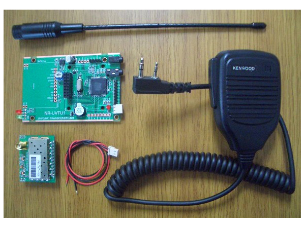디바이스마트,MCU보드/전자키트 > 통신/네트워크 > 기타 네트워크/통신,네오틱스,UHF / VHF 무전기 유니트 (NR-VTU1),VHF(136~174MHz)  무전기  유니트는  업무용  무전기  및  생활무전기, HAM용  무전기  등 동일  사양의  무전기와  오디오  통신  및  데이터  통신이  가능한  무전기  유니트  입니다.