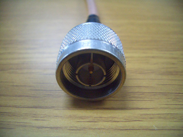 디바이스마트,MCU보드/전자키트 > 통신/네트워크 > 기타 네트워크/통신,네오틱스,안테나 연장선, 연결케이블 (PN-CABLE-SMAP-NC),PN-CABLE-SMAP-NC 는  무선회로의  안테나  및  기타  무선  장비의  신호를  다른  기기의 SMA(F-Mail)  커넥터에  연결하여  무선  신호를  전달하기  위한  연결  케이블  입니다.       (기본  케이블  길이는  약 50Cm  입니다.)