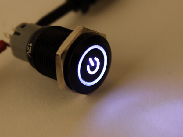 디바이스마트,스위치/부저/전기부품 > 스위치 > 푸쉬버튼 스위치 > 메탈 스위치,NW3 (New3),LED 블랙 메탈 푸쉬락 스위치 전원(흰색12V) [HX16-A1],푸쉬락(PUSH LOCK) 스위치 / 색상: WHITE (조광형) / 정격 전류 : 3A / 정격전압-AC : 250 VAC /  재질 : 블랙 무광 / 홀가공 : 16mm / 스위치 : 18mm / LED발광 전원 표시 / 노브 둥근(돔) 타입 / 생활방수