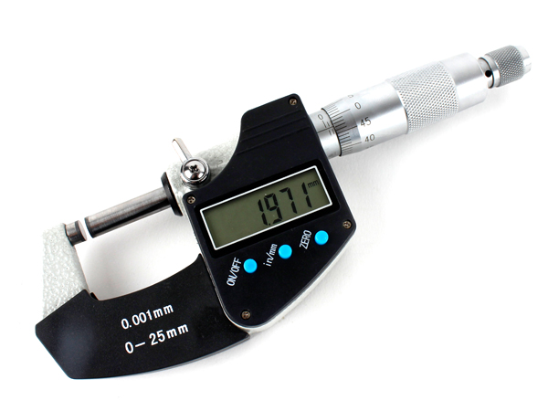 디바이스마트,계측기/측정공구 > 측정용 공구/장비 > 마이크로미터,NTY (중국),고급형 디지털 마이크로 미터 (0~25mm) [NTY-T1416],측정범위: 0~25mm / 최소눈금: 0.001mm