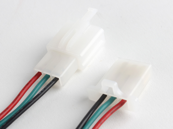 디바이스마트,커넥터/PCB > 직사각형 커넥터 > 하네스 케이블 > 자동차 하네스,NW3 (New3),하네스 커넥터 DJ2.8 3핀-3핀 케이블,3핀 AWG20 or AWG18, 암-수 듀얼, 길이 선택 상품, LED 배선, 자동차 차량 배선, 각종 DIY 작업에 많이 사용하는 하네스 커넥터 입니다.  / ※제조사에 따라서 커넥터 모양이 변경될 수 있습니다 (랜덤)