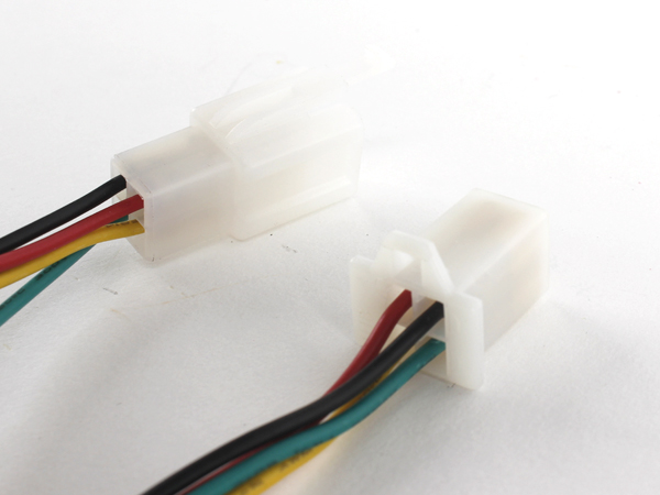 디바이스마트,커넥터/PCB > 직사각형 커넥터 > 하네스 케이블 > 자동차 하네스,NW3 (New3),하네스 커넥터 DJ2.8 4핀-4핀 케이블,4핀 AWG20 or AWG18, 암-수 듀얼, 길이 약 40cm, LED 배선, 자동차 차량 배선, 각종 DIY 작업에 많이 사용하는 하네스 커넥터 입니다.  / ※제조사에 따라서 커넥터 모양이 변경될 수 있습니다 (랜덤)