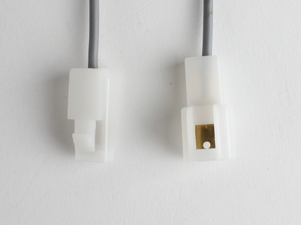 디바이스마트,커넥터/PCB > 직사각형 커넥터 > 하네스 케이블 > 자동차 하네스,NW3 (New3),하네스 커넥터 DJ6.3 1핀-1핀 케이블,1핀 AWG18, 암-수 듀얼, 길이 약 40cm, LED 배선, 자동차 차량 배선, 각종 DIY 작업에 많이 사용하는 하네스 커넥터 입니다.  / ※제조사에 따라서 커넥터 모양이 변경될 수 있습니다 (랜덤)