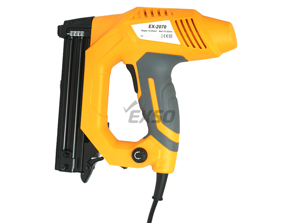 디바이스마트,수공구/전자공구/전동공구 > 작업공구 > 목공용공구 > 건타카,EXSO,전기 타카건 [EX-2070],2070W의 뛰어난 성능으로 최고의 타격 제공 // 인체 공학적인 디자인으로 안정적인 사용감